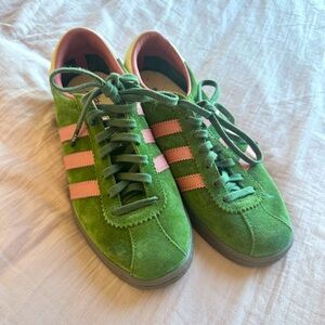 END. X ADIDAS TOBACCO 'FLYFISHING'
Wild Pine & Gum